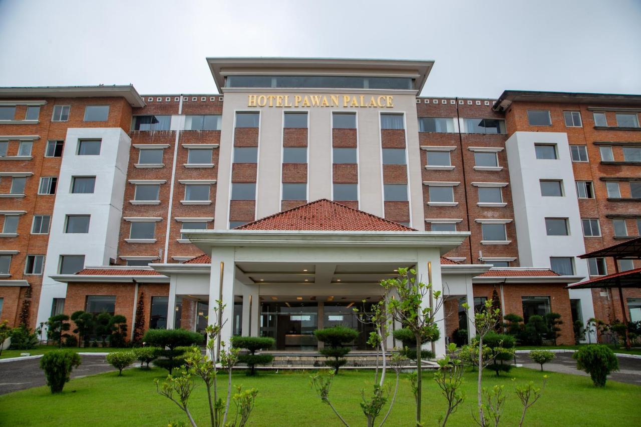 Pawan Palace, Lumbini المظهر الخارجي الصورة